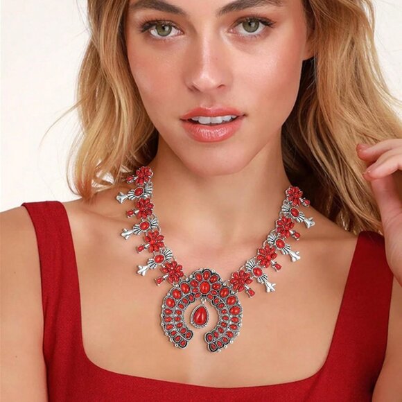 Bohemian Art Deco Women's Red faux Turquoise stone Necklace - Picture 1 of 5